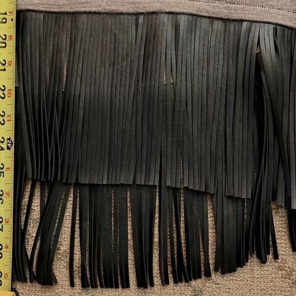 5/48 by Saks Fifth Ave sweater w black fringe faux leather hem detail. NWOT XS - Picture 10 of 11